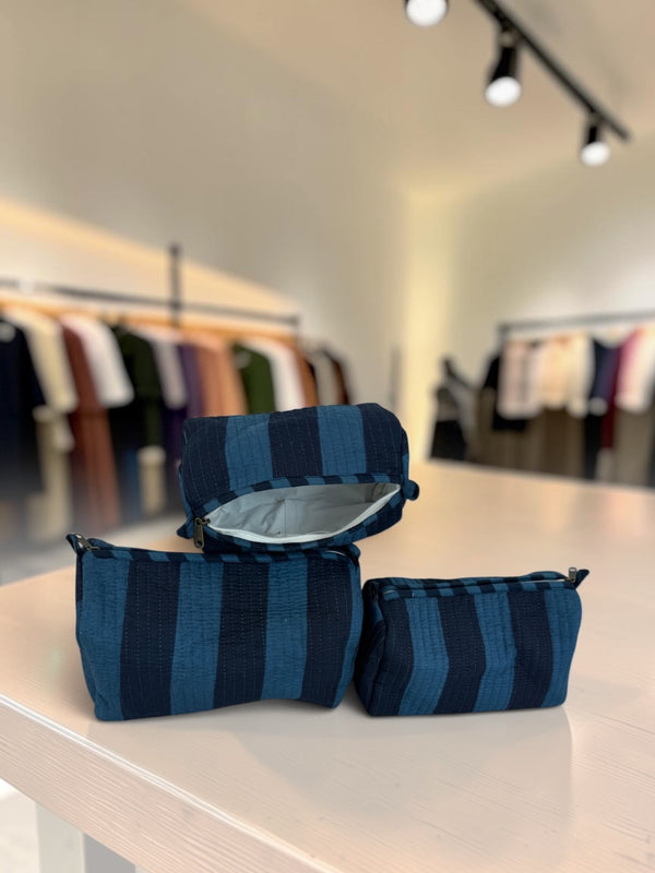 Blue stripe pouch set