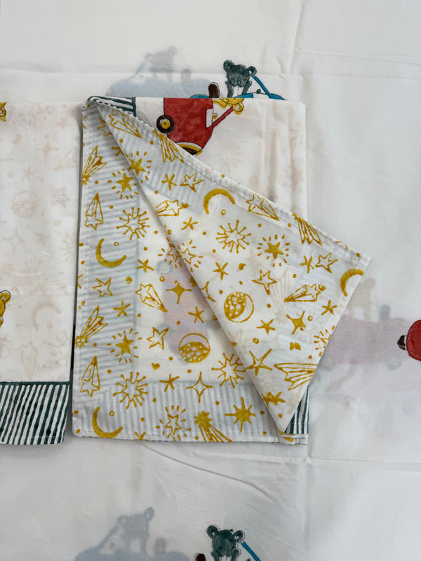 Tiny Road Trip Bedsheet